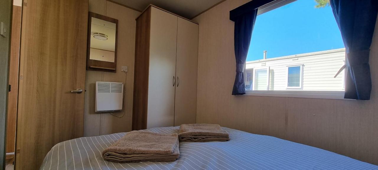 Holiday Caravan, Sleeps 6 - Hastings Holidays Hollington  Экстерьер фото