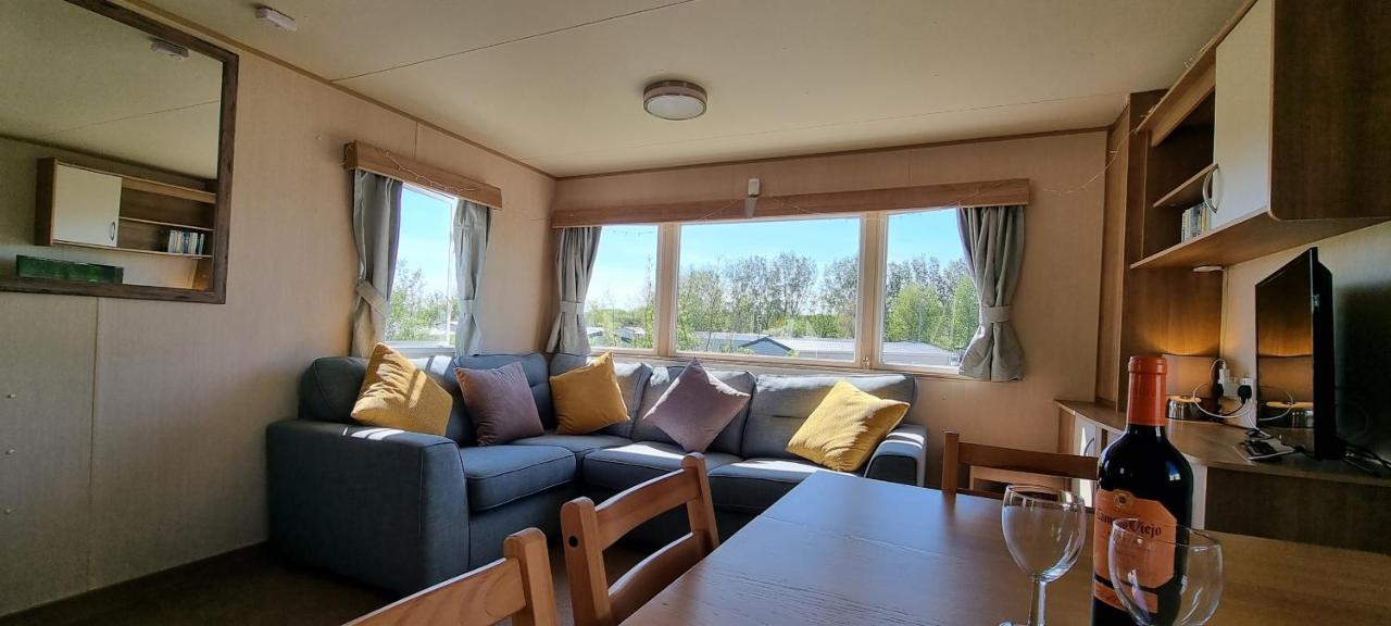 Holiday Caravan, Sleeps 6 - Hastings Holidays Hollington  Экстерьер фото